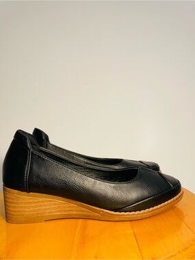 Alberto Black Leather Slip-On Loafers for Women